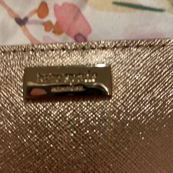 Kate Spade wallet - Picture 2 of 6
